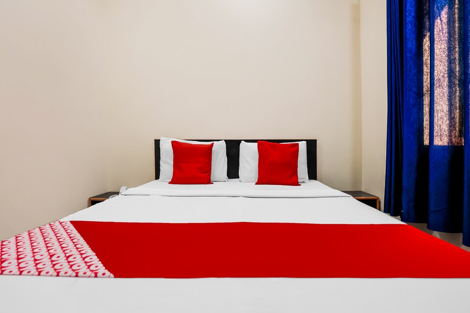 OYO 84563 Hotel Bhatia Inn, Haridwar Railway Station, Haridwar