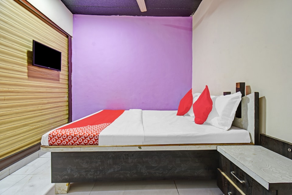 Flagship Hotel Jaideep, Pimpri Pune, Pune