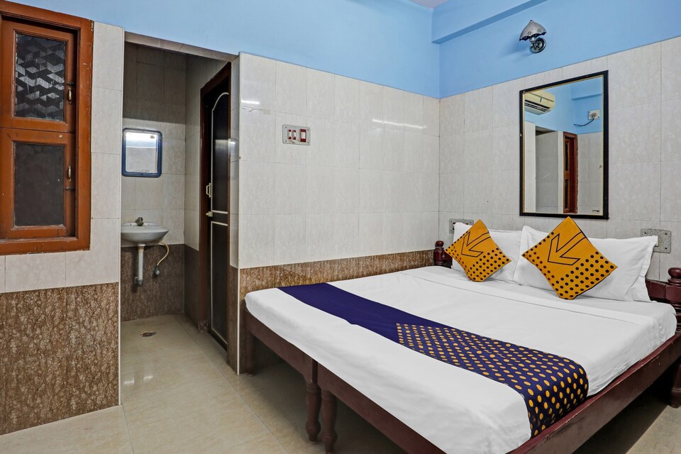 SPOT ON 84571 Ss Residency , Chepauk Chennai, Chennai