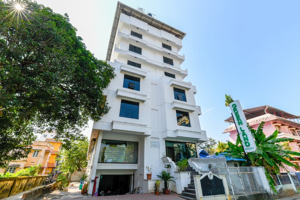 OYO 11309 Hotel Green Land Residency, Railway Station South Kochi, Kochi
