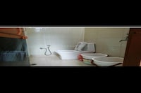 OYO Home Pacific Hotel