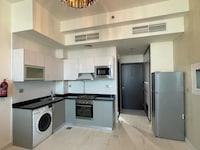 OYO 764 Home 2312 Bayz By Danube, Business Bay- Studio