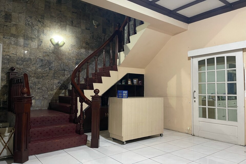 OYO 90812 Hayza Residence Syariah , Padang Kota, Padang