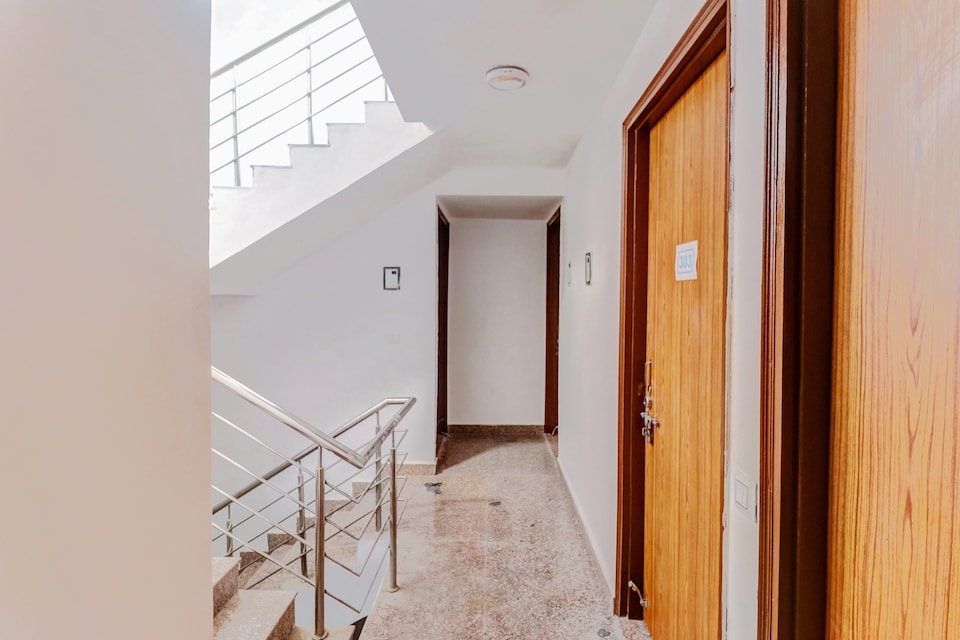 Hotel O South Plaza, Chhatarpur Delhi, Delhi