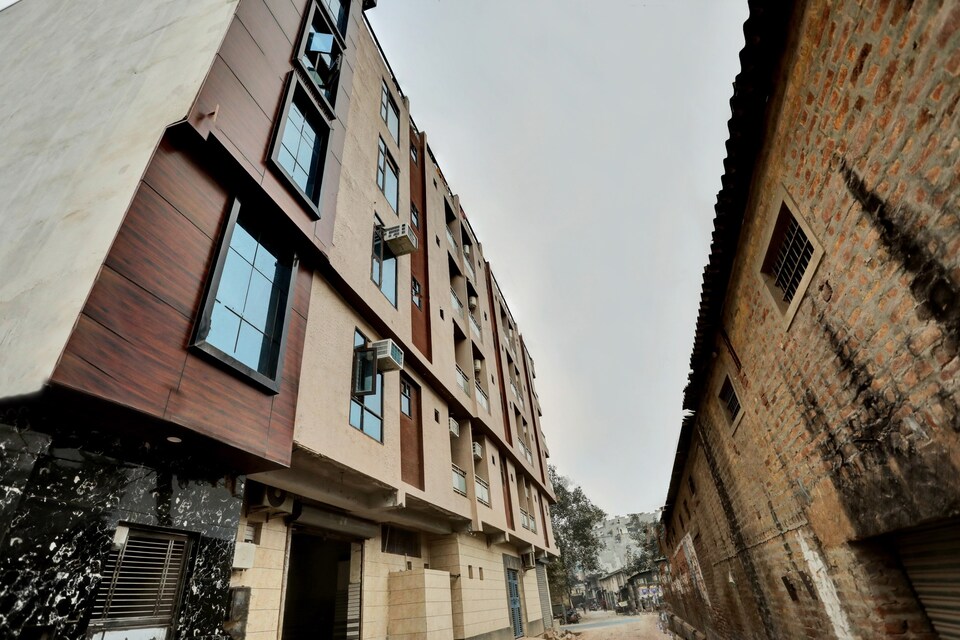 Collection O 84614 Vishal Heights, Rohini Delhi, Delhi