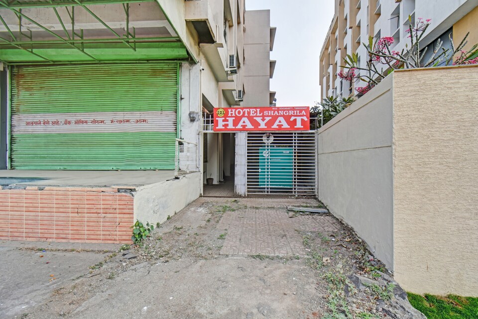  Collection O 84621 Hotel Shangrila Hayat, Railway Station - Aurangabad, Aurangabad