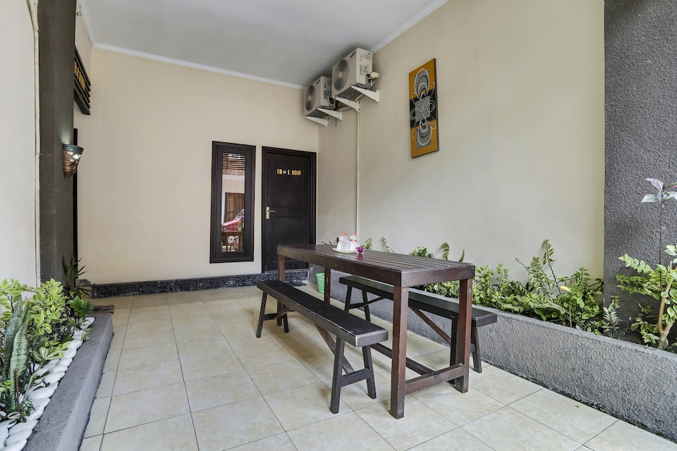 OYO 90818 Hotel Puspa Indah 2, North Denpasar, Bali