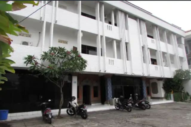 OYO 90822 Hotel Taman Wisata