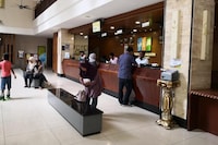  OYO Home 90416 Exclusuites