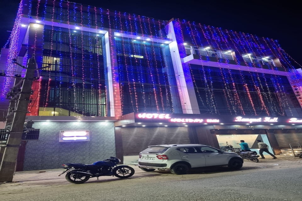 OYO 84644 Hotel Holiday Inn, Madhepura, Saharsa