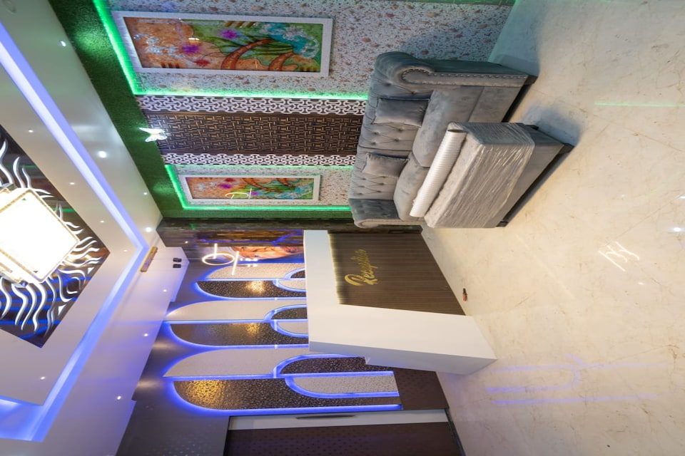 OYO 84644 Hotel Holiday Inn, Madhepura, Saharsa