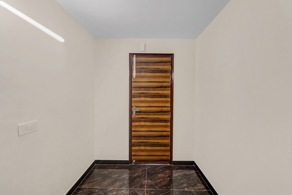 Capital O Hotel Wonder Hill Near Samaypur Badli Metro Station, Rohini Delhi, Delhi