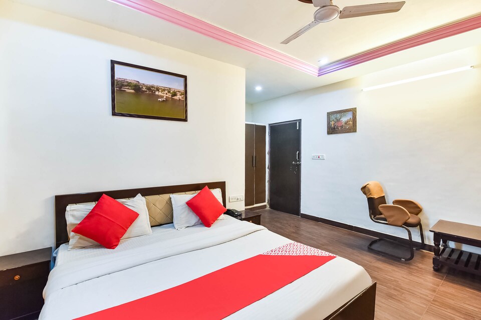 OYO Hotel Shiv Sagat, Jaisalmer City, जैसलमेर