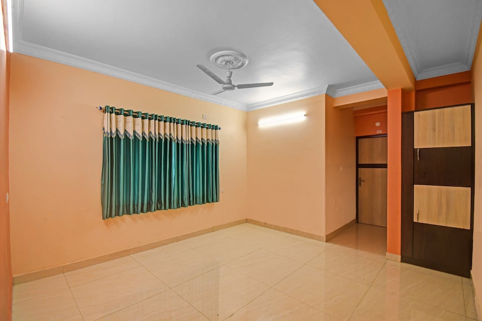 Hotel O S S Guest House, Rajarhat Kolkata, Kolkata