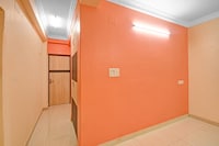 Hotel O S S Guest House