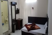 OYO Hotel Ashoka Continental Paharganj Near Jama Masjid