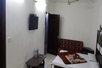 OYO Hotel Ashoka Continental Paharganj Near Jama Masjid