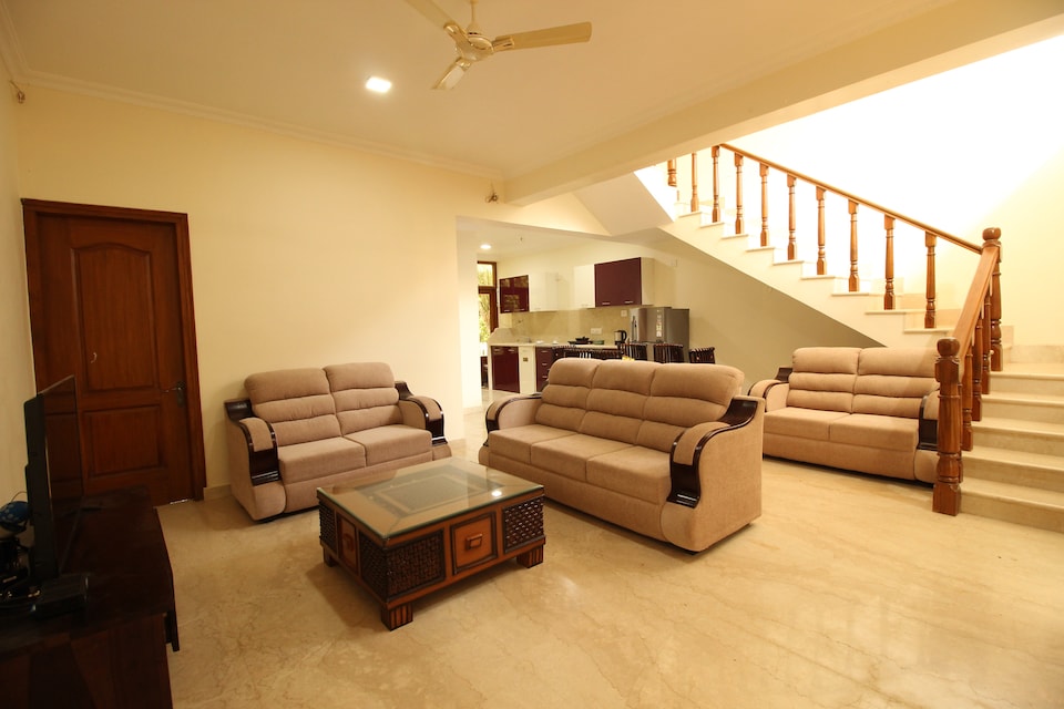 OYO Home 9883 Valley View 3BHK Villa Assagao, Mapusa Goa, Goa