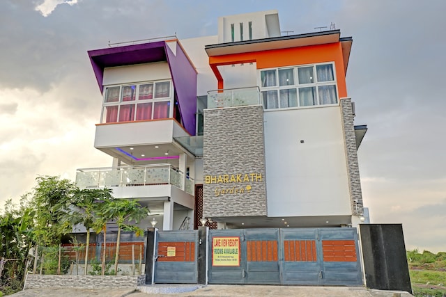 Hotel O Lake View Resort