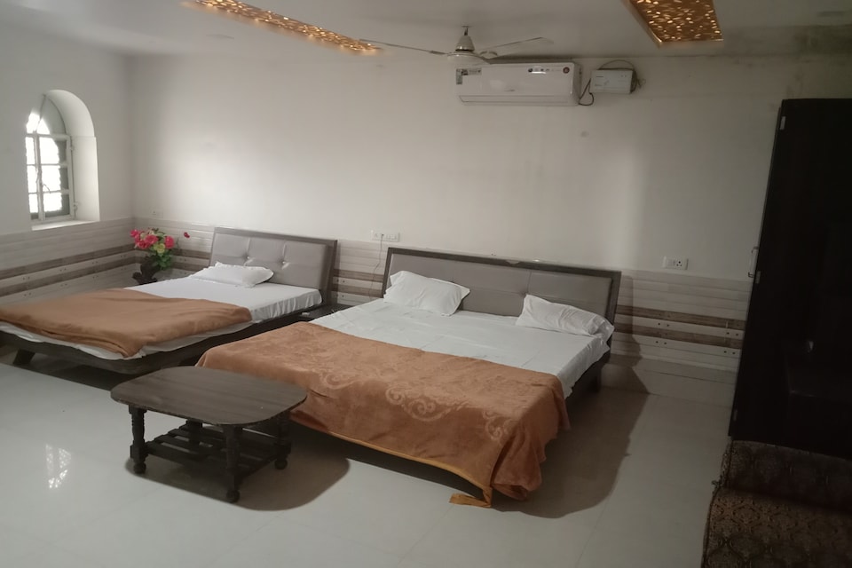 OYO Home Chanakya Palace, Pali Central, Pali