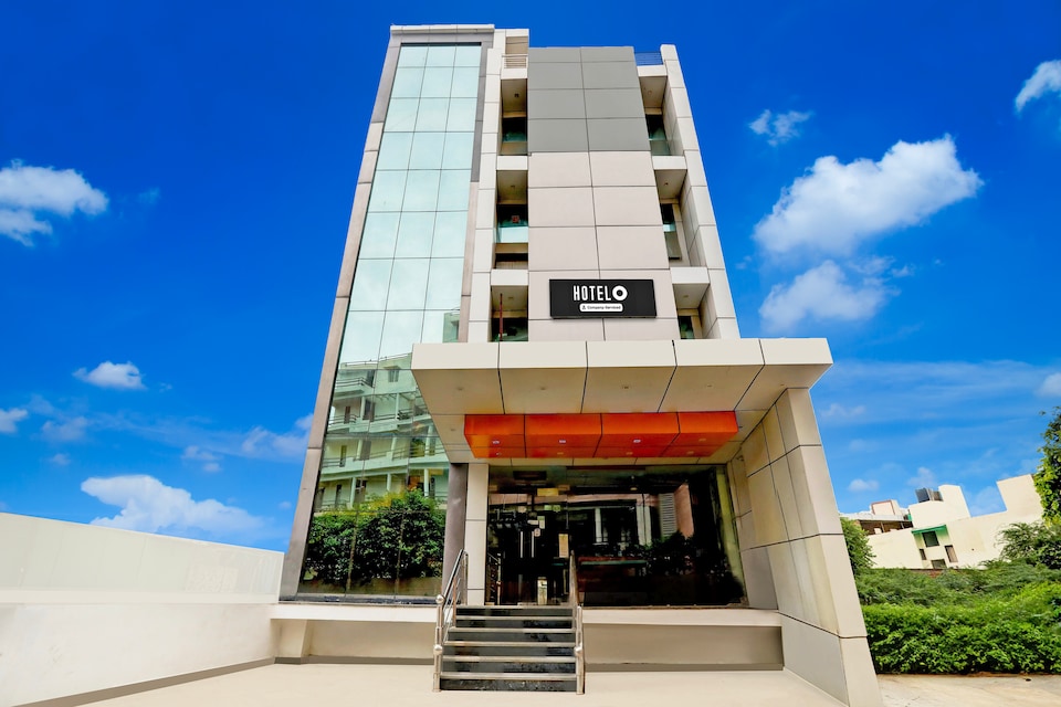 Hotel O Taj Nagri Near Taj Mahal East Gate Formerly Riviera, Shilpgram, Agra