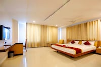 OYO Hotel Sybaritic Suites Gachibowli Near Shilparamam