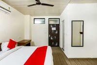 POP Z-heart Near Tughlakabad Station Metro Station