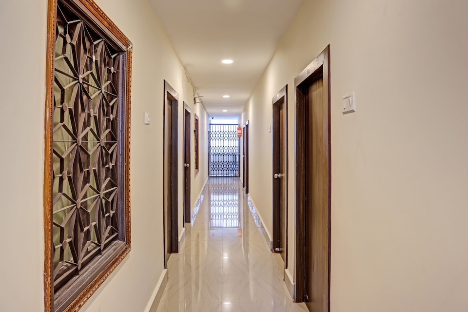 Hotel O Ramya Inn, Nakkalagutta Hanamkonda Warangal, Warangal