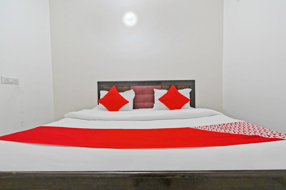 OYO Gs Guest House, Ghaziabad City, गाज़ियाबाद