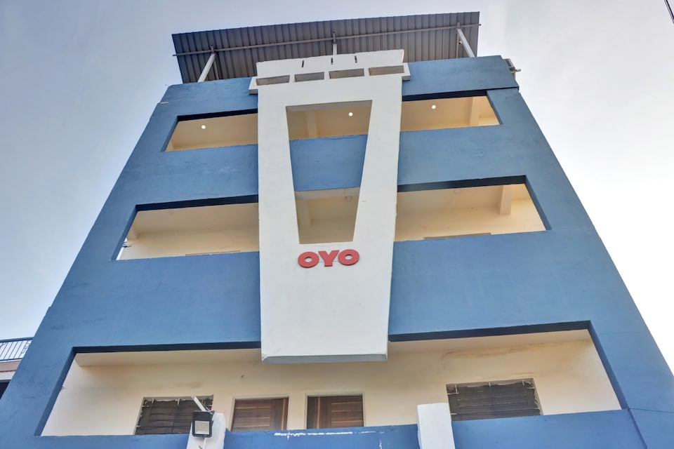 Collection O Hotel Taj Palace, Bus Stand Nagpur, Nagpur