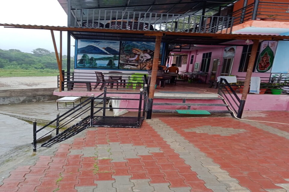 OYO Home The Destination, Hamirpur city, Hamirpur