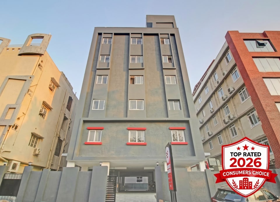 Super Townhouse Whiteridge Gachibowli Near AIG Hospital, Gachibowli, Hyderabad