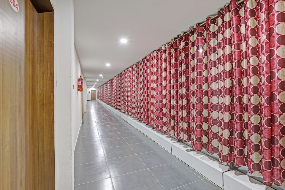 Collection O Hotel Devnisha, Mehsana, Mehsana