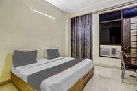 OYO Flagship Hotel Garden Inn