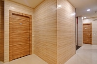 Super Townhouse Hotel All In One Near City Centre Salt Lake