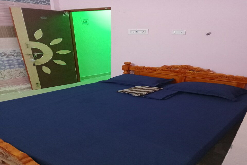 OYO 84823 V R Guest House, Sriperumbudur Chennai, चेन्नई