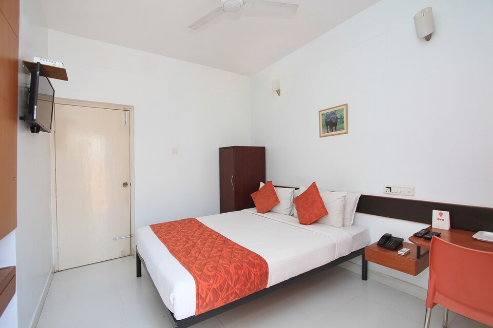 OYO 1356 Raccoon Rooms, Mysore Gokulam, Mysore