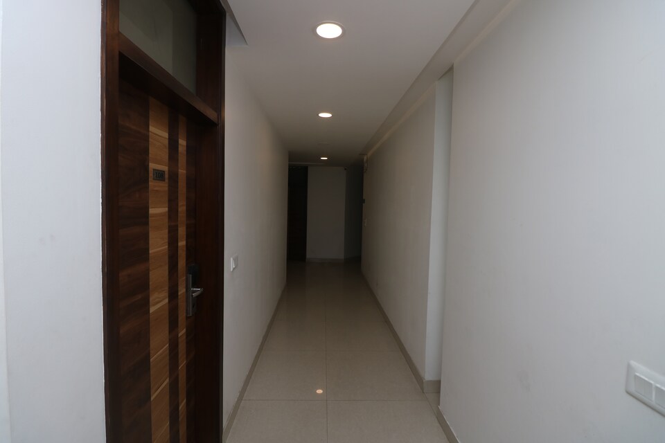 OYO 9999 Hotel La Wisteria, Paschim Vihar Delhi, Delhi