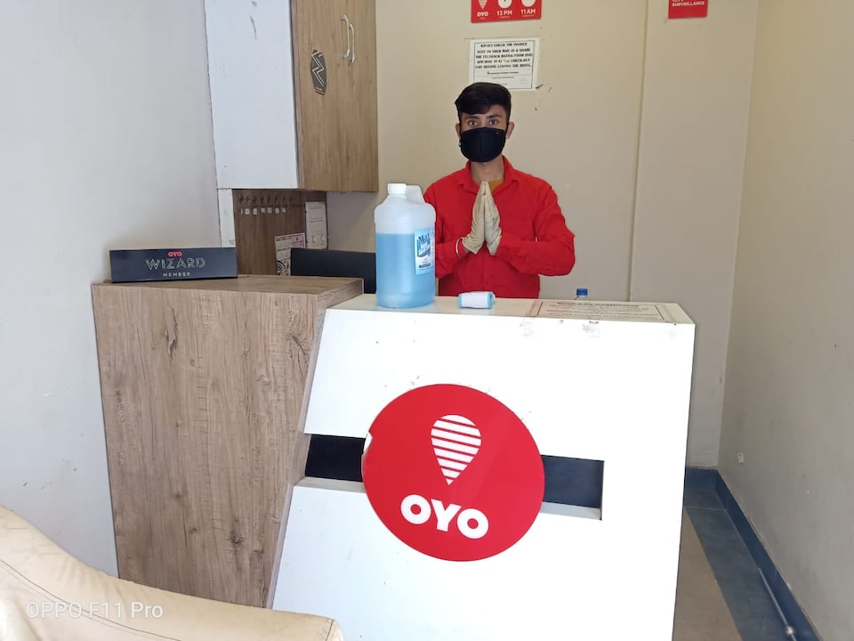 OYO Hotel Blue Bay Near R City Mall, Mumbai Powai-Chandivali-Vikhroli, Mumbai