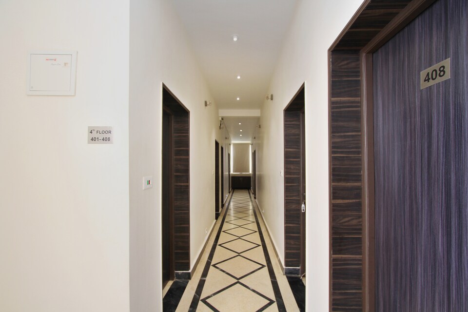 live on blr3380, Hosur Road Bangalore, Bangalore