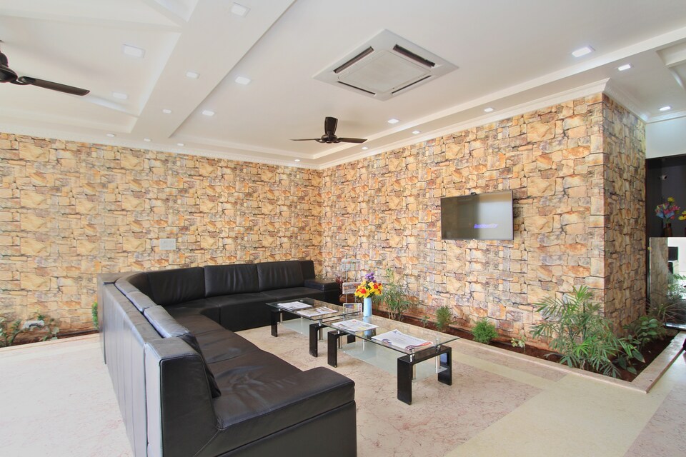 live on blr3380, Hosur Road Bangalore, Bangalore