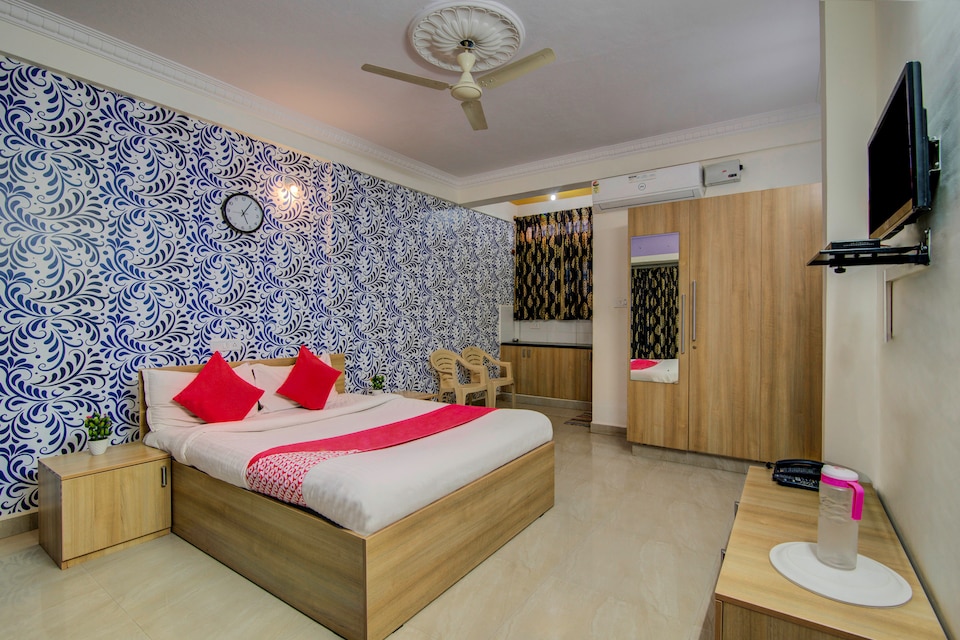 OYO 10010 R V Comforts, Hoskote Bangalore, Bangalore