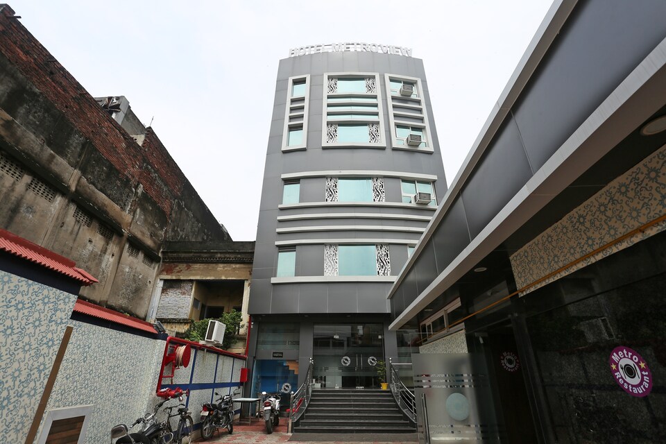 Capital O 10851 Metro View, Charbagh Lucknow, Lucknow