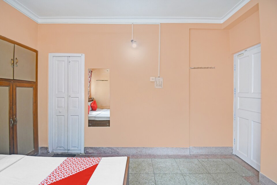 OYO Flagship  Relax Villa, Salt Lake Kolkata, Kolkata