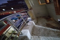 OYO Home Malik Hotel Near Majlis Park Metro Station