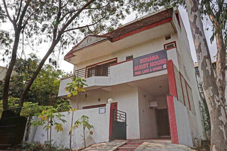 Collection O 84853 Suhana Guest Housee, Hamidia Road Bhopal, Bhopal