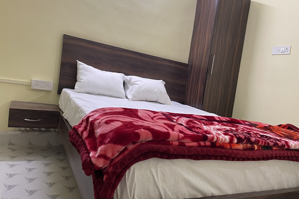 OYO 84854 Hotel Shanti Palace, Rajgir city, Rajgir