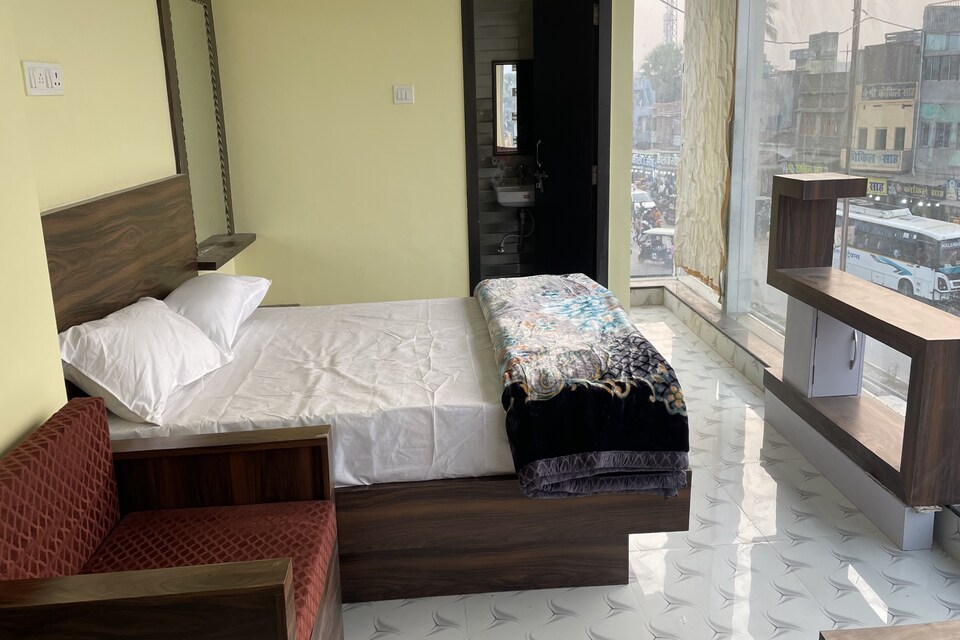 OYO 84854 Hotel Shanti Palace, Rajgir city, Rajgir