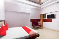 OYO Flagship Hotel Preet Palace