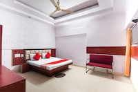 OYO Flagship Hotel Preet Palace